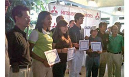 Mitsubishi otorgó 4 Becas