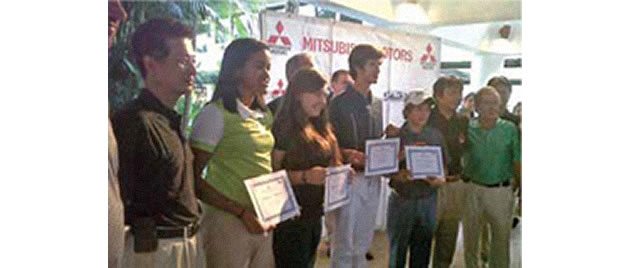 Mitsubishi otorgó 4 Becas