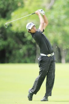 Punta Cana, República Dominicana (Mayo 30, 2013) – El argentino Maxi Godoy tiró 68 la mañana de este jueves para ponerse 7-bajo par 137 a la mitad del Dominican Republic Open 2013 en el Hard Rock Golf Club at Cana Bay. El torneo es el séptimo y último de la primera mitad de la temporada 2013 del NEC Series PGA TOUR Latinoamérica. Crédito: Enrique Berardi/PGA TOUR