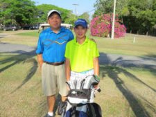 Luis Carlos Ng (Subcampeón Neto Cat D) y su papá