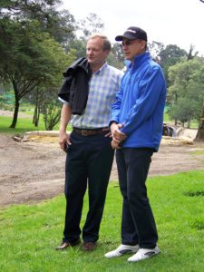 Scott Miller en la cancha del Club Los Lagartos