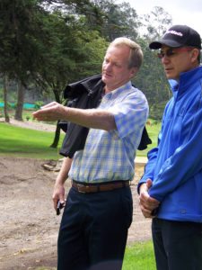 Scott Miller en la cancha del Club Los Lagartos