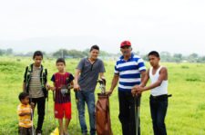 En un rincón de Yaritagua los niños juegan al Golf