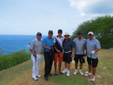 Grupo de Participantes y Alfredo Sánchez Gaitán (polo azul claro) en Blue Bay Golf Club, Curazao