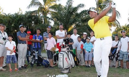 Clínica de Golf en el marco del III Torneo Fundación Jhonattan Vegas 2013