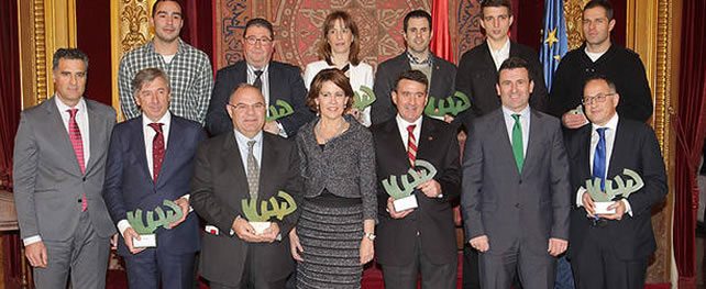 Navarra premia a los mejores deportistas en 2013, como Beatriz Recari y Carlota Ciganda