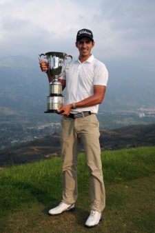 David Vanegas & Troofeo 67º Arturo Calle Colombian Open (Cortesía.PGALA.com)