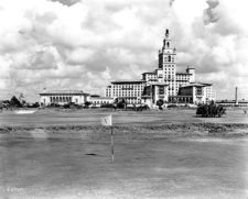 Monumento a la Historia del Golf y el Turismo