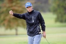 CÓRDOBA, ARGENTINA - ABRIL 17, 2014: El chileno Nicolás Geyger celebra tras embocar un putt de diez metros para birdie en el hoyo 3, su hoyo 12, durante la primera ronda del 83° Abierto OSDE del Centro presentado por FiberCorp, evento que dio inicio este jueves en el Córdoba Golf Club. Enrique Berardi/PGA TOUR