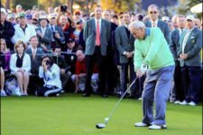 Hass adelante por uno luego de la 1ra ronda (cortesía Harry How, David Cannon, Rob Carr & Andrew Redington / Getty Images)