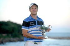 LA ROMANA, REPUBLICA DOMINICANA (MAYO 18, 2014) – El estadounidense Michael Buttacavoli posa con el trofeo tras su victoria en el Dominican Republic Open en el campo Dientes de Perro en Casa de Campo. Enrique Berardi/PGA TOUR