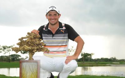 Julián Etulain persevera y vence en el Lexus Panama Classic