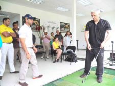 Daniel scalera imparte clases a Carlos Fraga