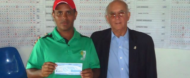 Gerffrin «Nay» García gana Nacional de Caddies