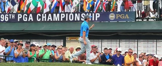 Rory adelante por un golpe en el PGA Championship