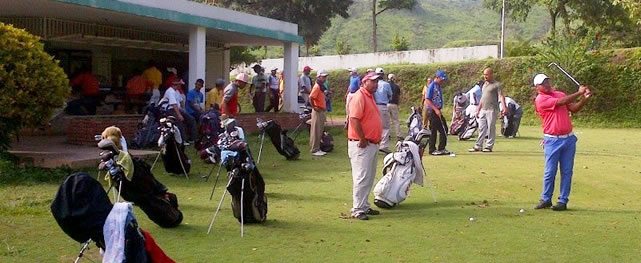 Torres líder en el Nacional de Caddies