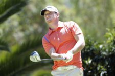 QUITO, ECUADOR (SEP. 26, 2014) El estadounidense Tyler McCumber pega su tiro de salida en el hoyo 13 durante la segunda ronda del All You Need Is Ecuador Open en el Quito Tenis y Golf Club. (Enrique Berardi/PGA TOUR)