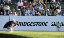 BUENOS AIRES, ARGENTINA - (OCT. 25, 2014) - Emilio Domínguez de San Luis, Argentina se prepara para ejecutar un putt en el hoyo 18 durante la tercera ronda de la Bridgestone America's Golf Cup en Olivos Golf Club. (Enrique Berardi/PGA TOUR)