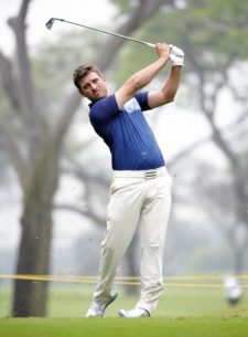 LIMA, PERU (OCT. 30, 2014) - El argentino Armando Zarlenga pega su tiro de salida en el tee del hoyo 6 durante la primera ronda del Lexus Perú Open presentado por Scotiabank en el campo de Los Inkas Golf Club. (Enrique Berardi/PGA TOUR)