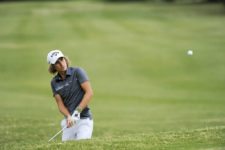 BUENOS AIRES, ARGENTINA (NOV. 29, 2014) - El argentino Tommy Cocha ejecuta un chip en el hoyo 9 durante la tercera ronda del Personal Classic en Las Praderas Club Campos de Golf. (Enrique Berardi/PGA TOUR)