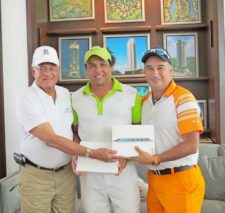 Gilberto Pérez, Humberto Deir y Víctor Bonifatti (ganadores del 1er Lugar Neto)