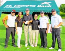 José Arturo Díaz, ejecutiva de St. Georges Bank, Roberto Vallarino, ejecutiva St. Georges Bank, Miguel Ocando y Juan Poggioli