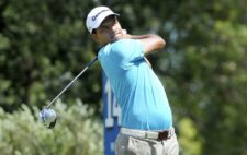 BUENOS AIRES, ARGENTINA (DIC. 6, 2014) - El argentino Fabián Gómez pega su golpe de salida en tee del hoyo 14 durante la tercera ronda del 109º VISA Open de Argentina presentado por Peugeot. Este evento es el último de la temporada 2014 del PGA TOUR Latinoamérica. (Enrique Berardi/PGA TOUR)