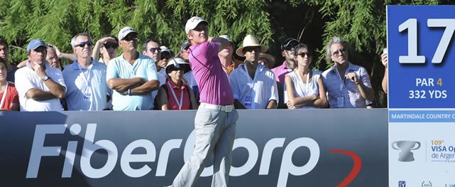 Emiliano Grillo toma ventaja de seis golpes en Argentina