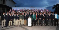 Billy Payne, Presidente de Augusta National y del Masters Tournament, junto a los 109 jugadores del LAAC 2015