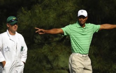 El avión de Tiger Woods aterriza en Augusta