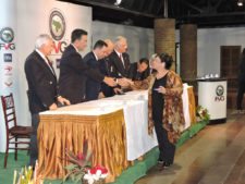 Blanca recibió el Botón de Oro