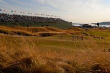 Jordan Spieth putts on the 18th hole on Saturday (cortesía USGA)