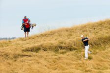 Defending U.S. Open champion Martin Kaymer, of Germany, opened his title defense with a 2-over 72 (cortesía USGA)