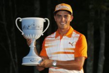 Rickie hace gala a su popularidad (cortesía www.kmaj.com)