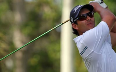 Toledo mantiene ventaja de tres golpes a mitad del Tour Championship