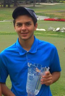 Sebastián Díaz gana su 1er evento AJGA