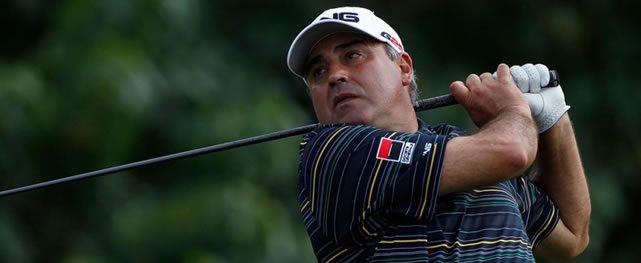 Con formidables rondas de 65, Cabrera y Vegas comparten el liderato del Barbasol Championship