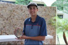 Raúl Carbonell obtuvo la mejor puntuación de Apagolf Sub 18