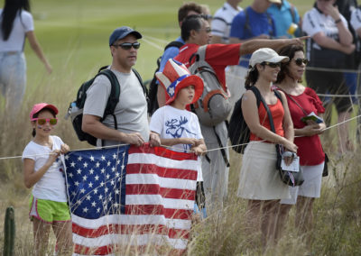 Fans disfrutan el juego (cortesía Stan Badz/PGA TOUR/IGF)