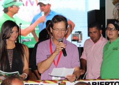 Otto Solís ganó e igualó récord en X Abierto Sambil de Golf