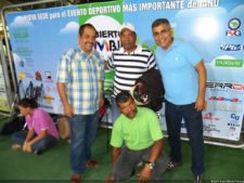 Posando en XI Abierto Sambil