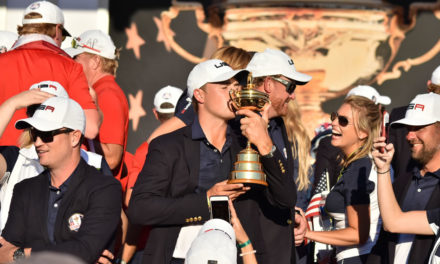 Golfistas norteamericanos celebran su triunfo en la Copa Ryder