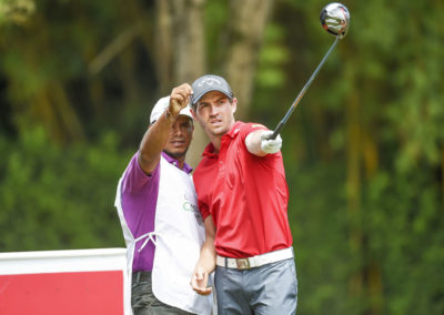 Andrés Echaverría y Caddie (cortesía Enrique Berardi/PGA TOUR)