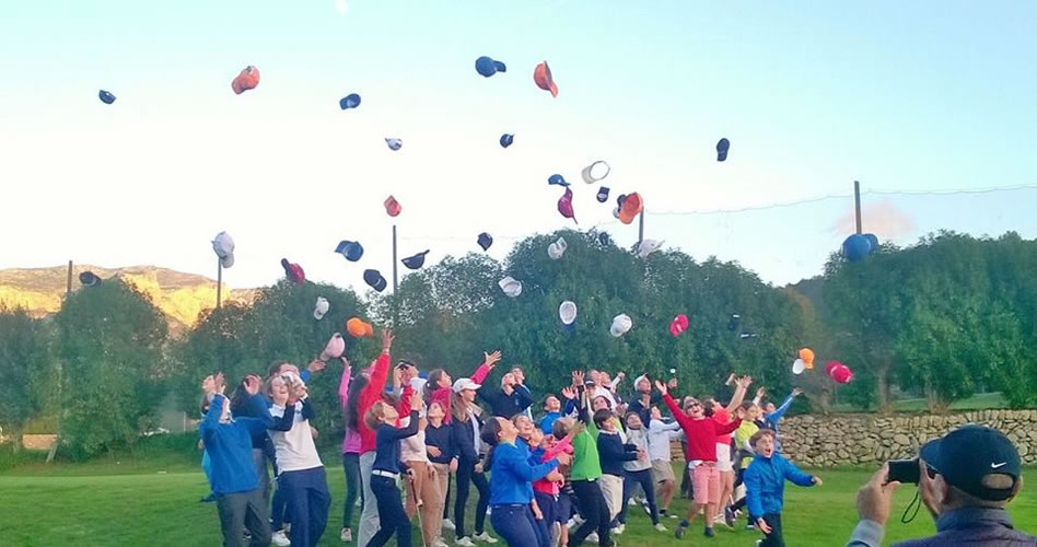 160 niños y niñas contribuyen al éxito de la gran Final de la Liga Nacional Juvenil Campbell Lamont – PGA