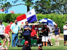 Bandera Panameña en hoyo 6