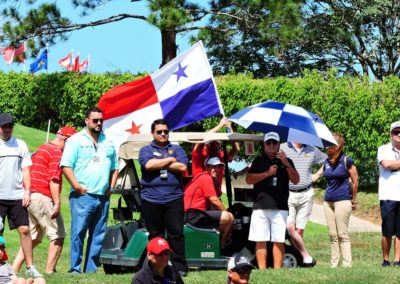 Bandera Panameña en hoyo 6