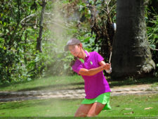 Daniele Cabriles arriba por uno sobre Denis Meneghini, en la primera ronda del Abierto Lagunita Country Club