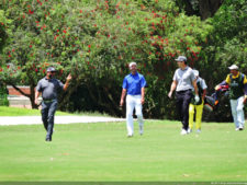 Daniele Cabriles arriba por uno sobre Denis Meneghini, en la primera ronda del Abierto Lagunita Country Club