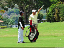 Daniele Cabriles arriba por uno sobre Denis Meneghini, en la primera ronda del Abierto Lagunita Country Club