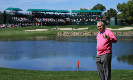 Jugadores del Arnold Palmer Invitational 2017 se unen para realizar emotivo homenaje al “Rey”